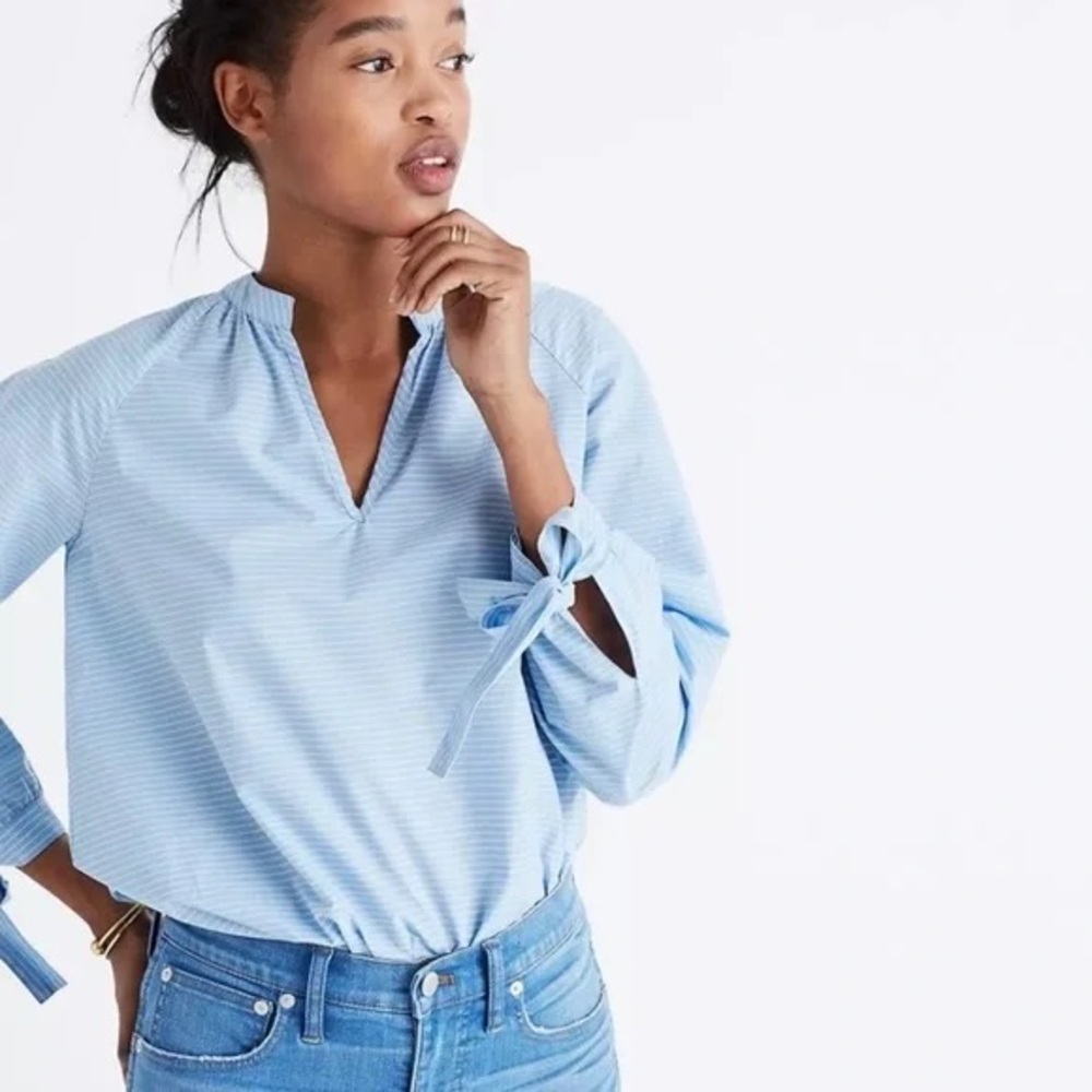 Madewell Light Blue Striped Casual Shirt,tie-sleeve popover top, Size Large